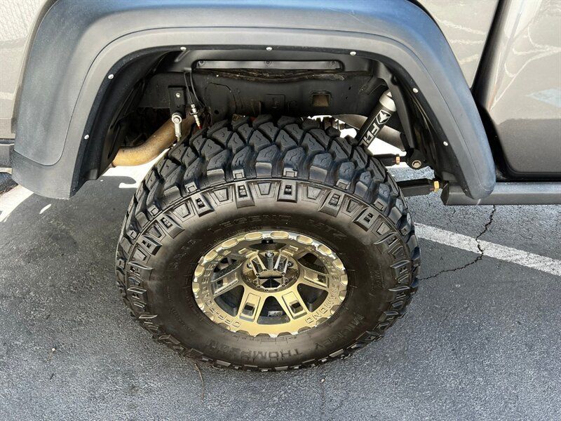 Used 2022 Jeep Gladiator Rubicon w/ Trailer Tow Package AWD/4WD image 14