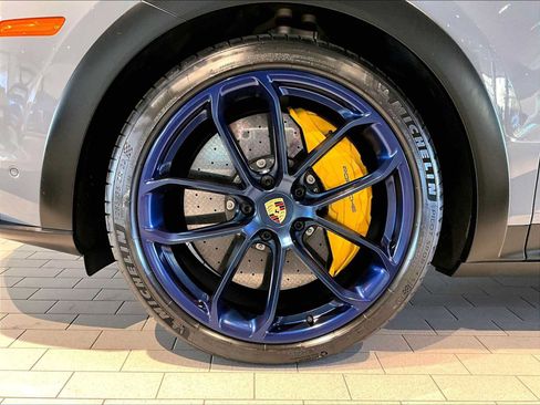 Used 2022 Porsche Cayenne Turbo GT AWD/4WD image 14