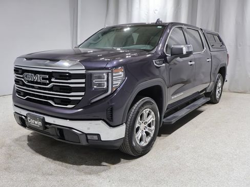 Used 2022 GMC Sierra 1500 SLT w/ SLT Convenience Package AWD/4WD image 8