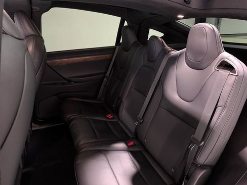 Used 2020 Tesla Model X Long Range image 12