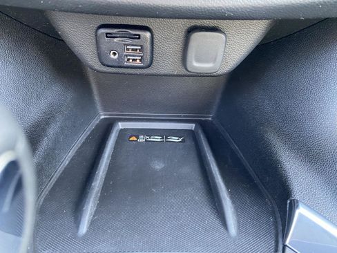 Used 2023 Chevrolet Traverse LT w/ LT Premium Package image 30