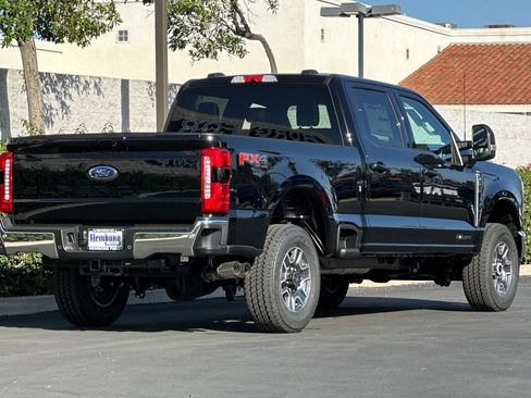New 2026 Ford F350 Lariat w/ FX4 Off-Road Package image 4