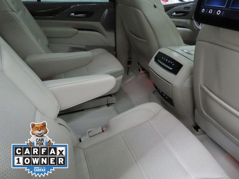 Used 2023 Cadillac Escalade Premium Luxury Platinum RWD image 25