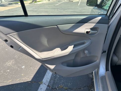 Used 2010 Toyota Corolla FWD image 15
