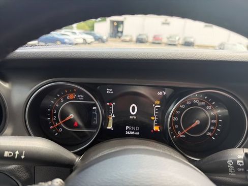 Used 2022 Jeep Wrangler Unlimited Sport AWD/4WD image 30