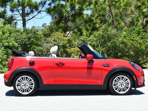 Used 2024 MINI Cooper S FWD image 7