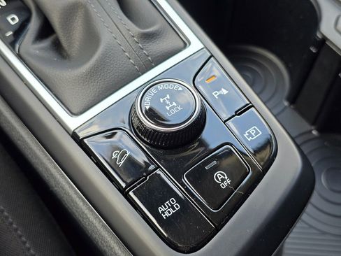Certified 2024 Kia Sportage LX image 37