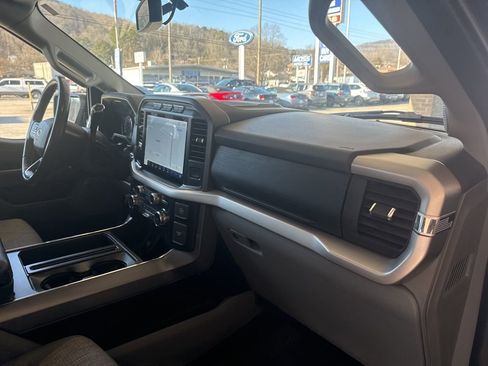 Used 2022 Ford F150 XLT w/ Equipment Group 302A High image 16