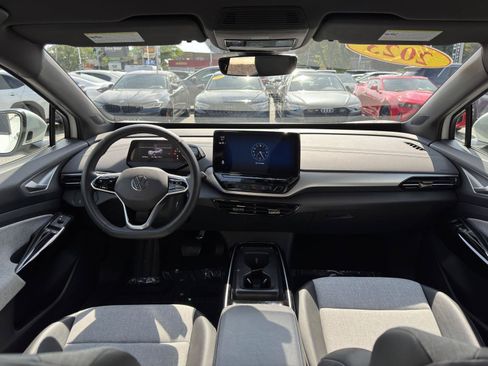 Used 2023 Volkswagen ID.4 2WD image 28