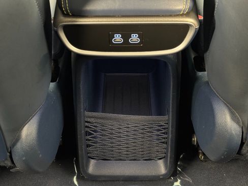 Used 2023 Genesis GV60 Performance image 41