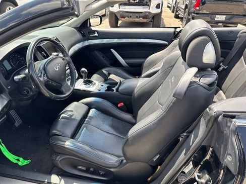 Used 2010 INFINITI G37 Convertible w/ Premium Pkg RWD image 11