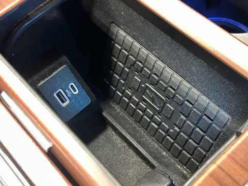 Used 2024 Lincoln Navigator Reserve AWD/4WD image 26