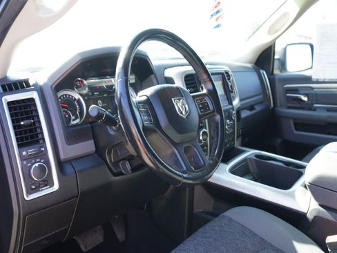 Used 2020 RAM 1500 Classic SLT w/ Luxury Group AWD/4WD image 21