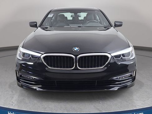 Used 2018 BMW 530i xDrive AWD/4WD image 3
