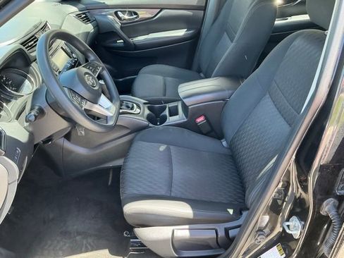 Used 2018 Nissan Rogue S AWD/4WD image 12