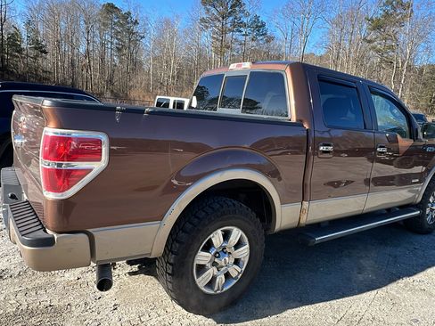 Used 2011 Ford F150 Lariat w/ Lariat Chrome Pkg image 8