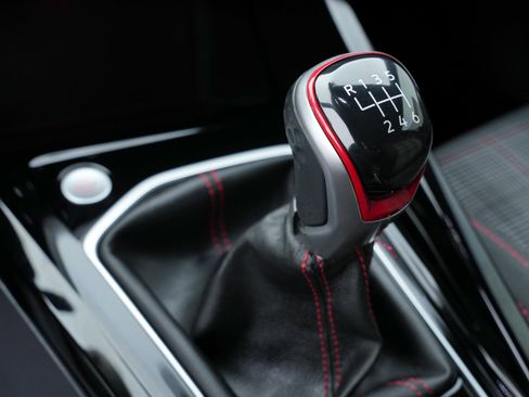 Used 2024 Volkswagen GTI S image 23