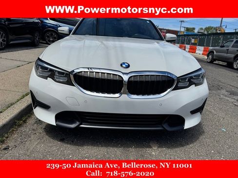 Used 2019 BMW 330i xDrive Sedan w/ Driving Assistance Package AWD/4WD image 2