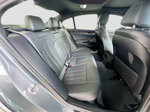 Certified 2023 BMW 530i w/ Premium Package RWD image 29