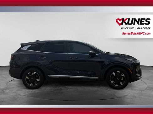 Used 2026 Kia Sportage LX FWD image 12