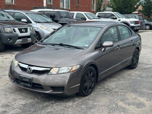 Used 2010 Honda Civic LX image 3