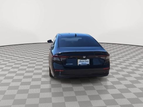 New 2025 Honda Accord LX image 7
