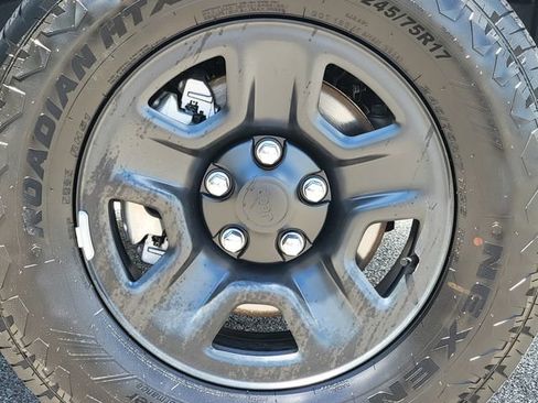 Certified 2025 Jeep Wrangler Sport AWD/4WD image 17