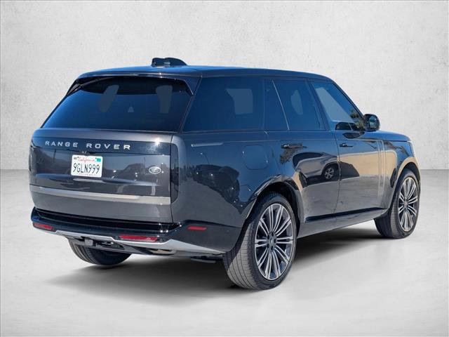 Used 2023 Land Rover Range Rover SE AWD/4WD image 5
