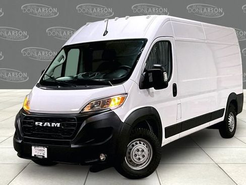 Used 2025 RAM ProMaster 3500 w/ Convenience Group FWD image 3