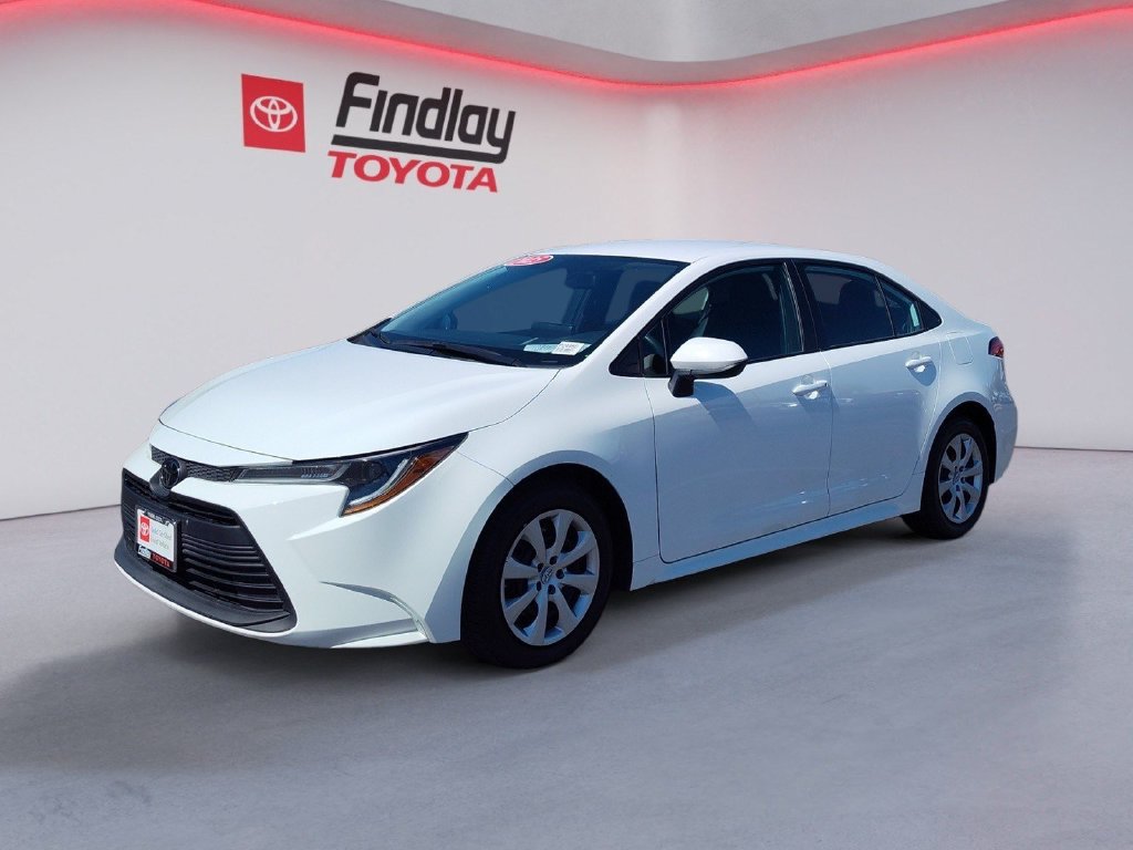 Certified 2025 Toyota Corolla LE FWD image 1