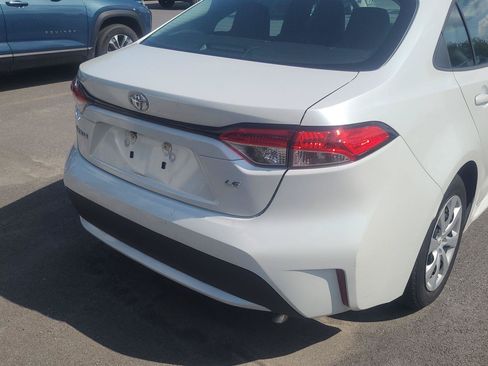 Used 2022 Toyota Corolla LE FWD image 6