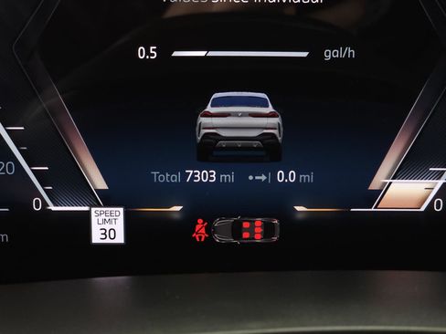 Used 2025 BMW X6 xDrive40i w/ Climate Comfort Package image 23