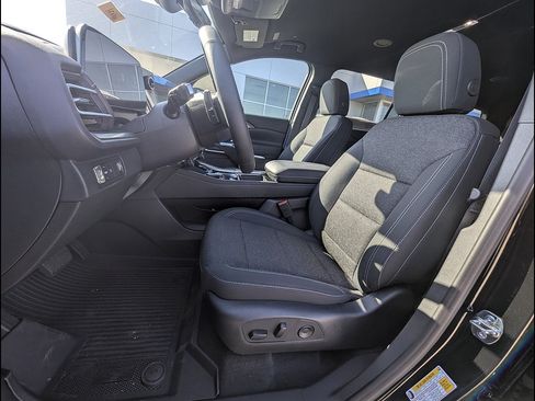 New 2026 Chevrolet Traverse LT w/ Driver Confidence Package FWD image 13