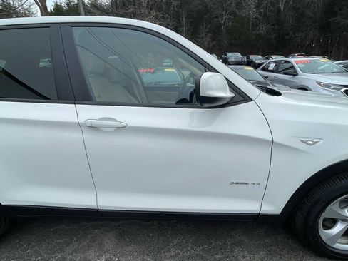 Used 2012 BMW X3 xDrive28i image 11