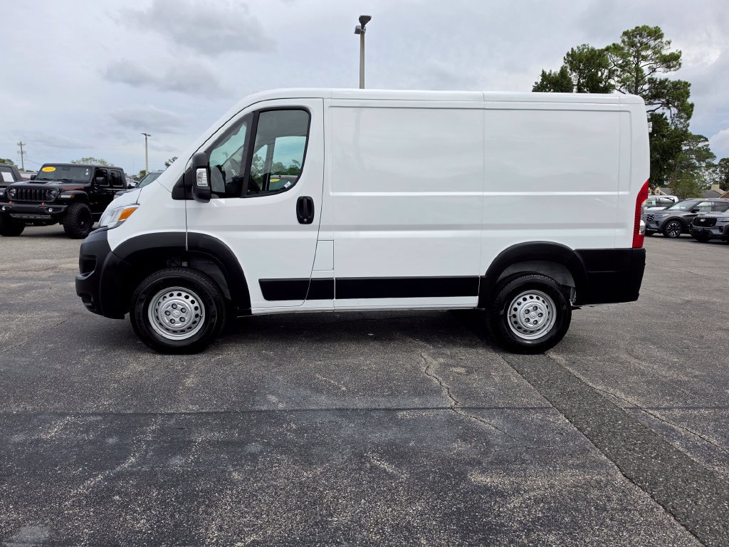 Used 2025 RAM ProMaster 1500 FWD image 2