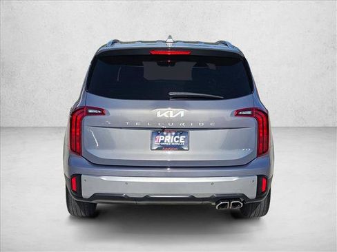 Used 2023 Kia Telluride S AWD/4WD image 6