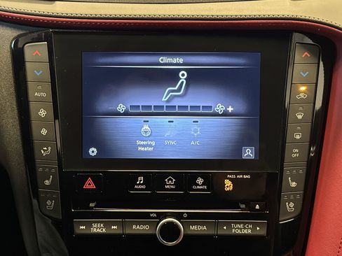 New 2025 INFINITI QX50 Sport image 19