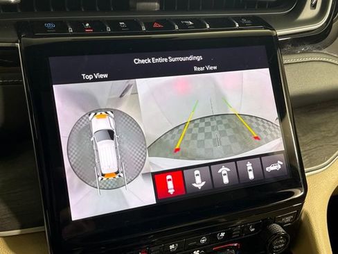 Used 2023 Jeep Grand Cherokee 4WD 4xe w/ Luxury Tech Group II image 29