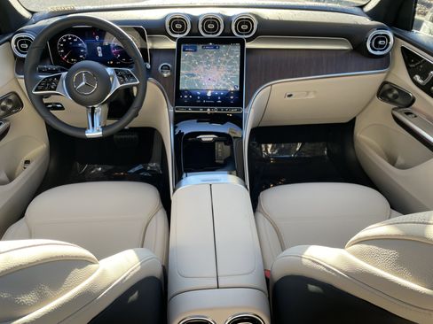 New 2026 Mercedes-Benz GLC 300 4MATIC image 24