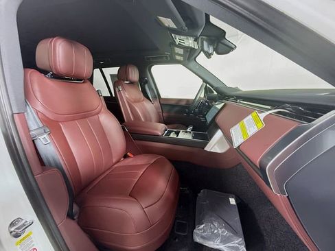 New 2026 Land Rover Range Rover SE AWD/4WD image 30