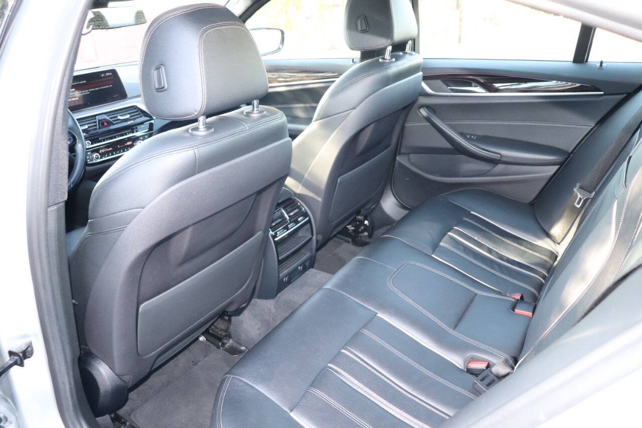 Used 2017 BMW 530i RWD image 30