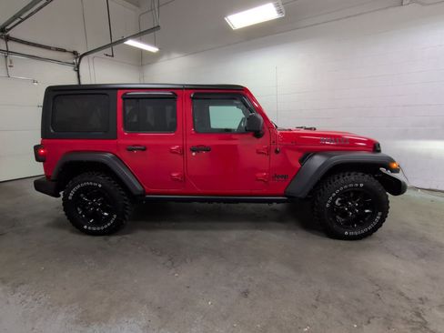 Certified 2022 Jeep Wrangler Unlimited Sport image 2