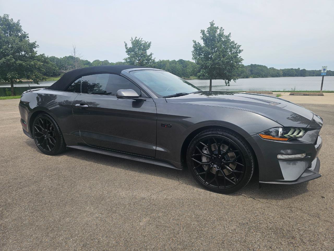 Used 2020 Ford Mustang GT Premium RWD image 2