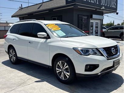 Used 2020 Nissan Pathfinder SL