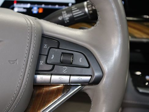 Used 2021 Cadillac Escalade Premium Luxury Platinum w/ Heavy-Duty Trailer Package image 42