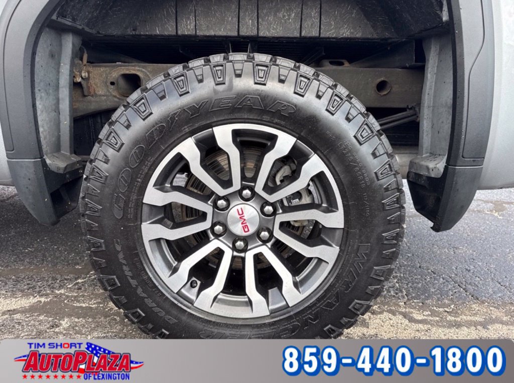 Used 2023 GMC Sierra 1500 AT4 w/ AT4 Premium Package AWD/4WD image 10