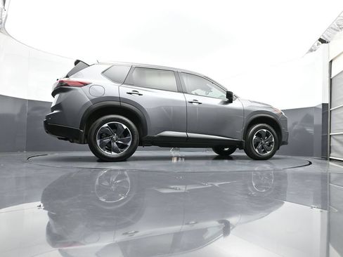 Used 2026 Nissan Rogue SV AWD/4WD image 50