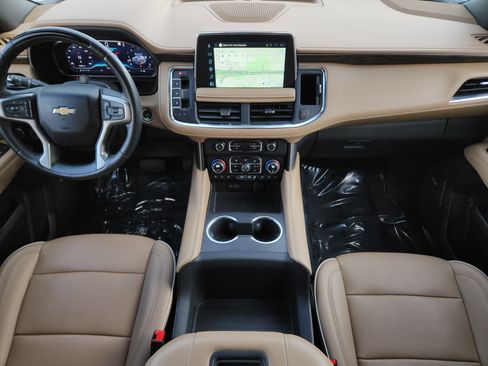 Used 2023 Chevrolet Tahoe Premier w/ Advanced Technology Package image 30