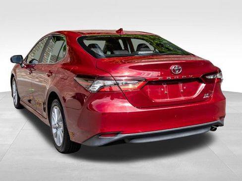 Used 2022 Toyota Camry LE w/ Cold Weather Package AWD/4WD image 9