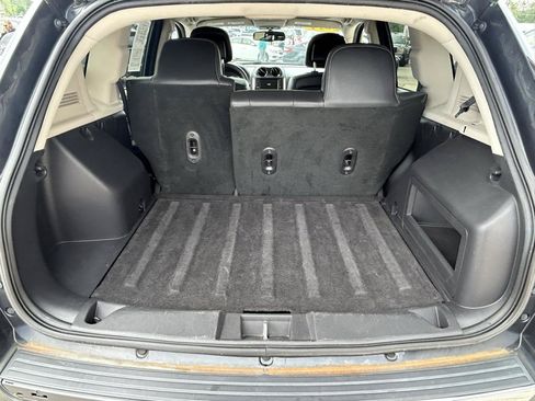 Used 2014 Jeep Compass Latitude FWD image 17